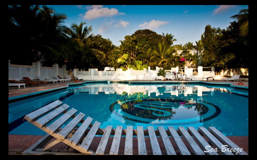 Sea Breeze Beach Resort Mahabalipuram Exteriör bild