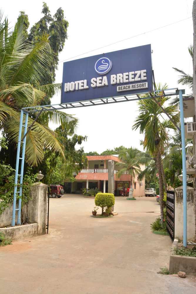 Sea Breeze Beach Resort Mahabalipuram Exteriör bild